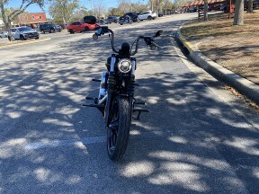 2025 Harley-Davidson® Street Bob® thumb 2