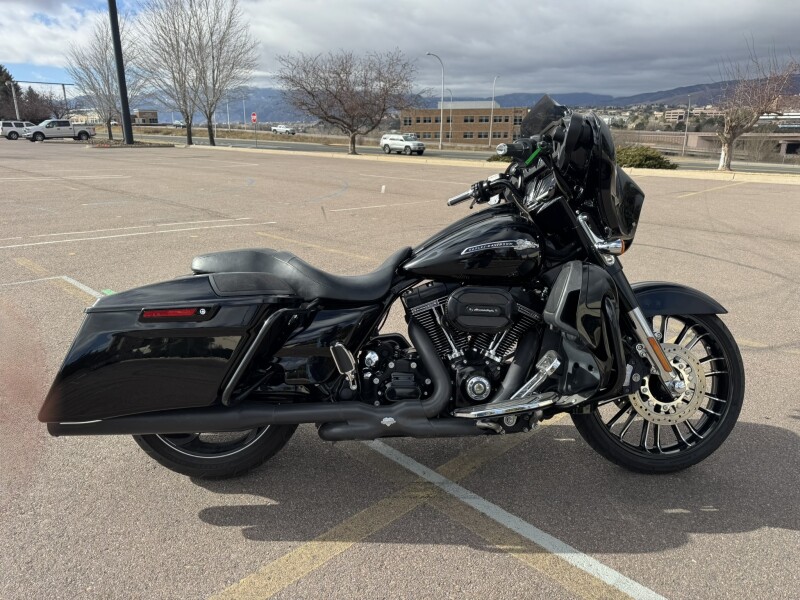 2016 Harley-Davidson® CVO™ Street Glide®