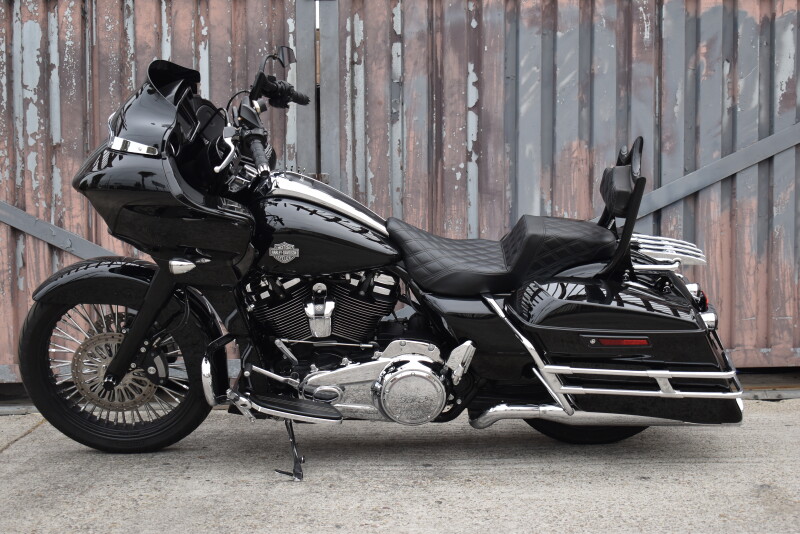2021 Harley-Davidson® Road Glide® Special FLTRXS