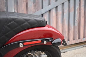 2021 Harley-Davidson® Softail Slim® FLSL thumb 1