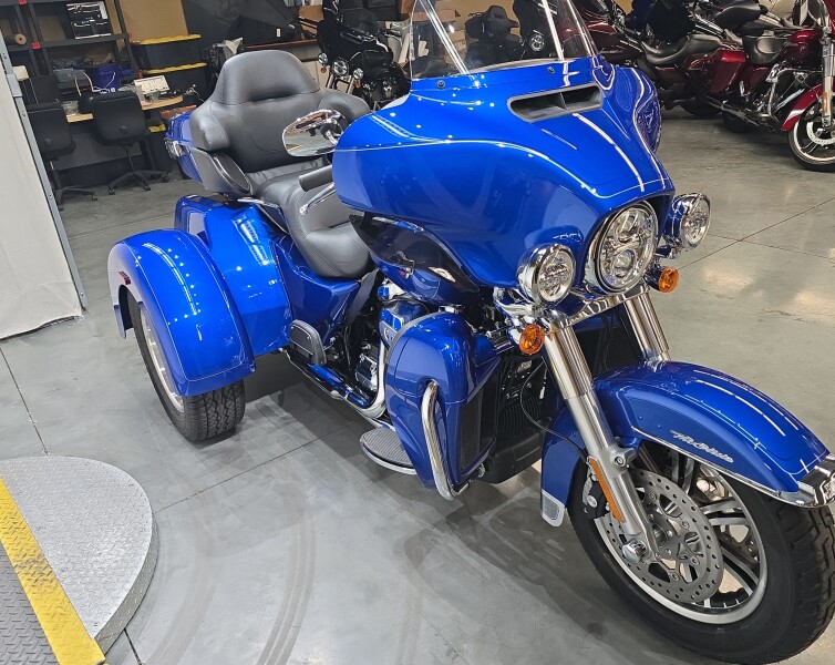 FLHTCUTG 2024 Tri Glide™ Ultra