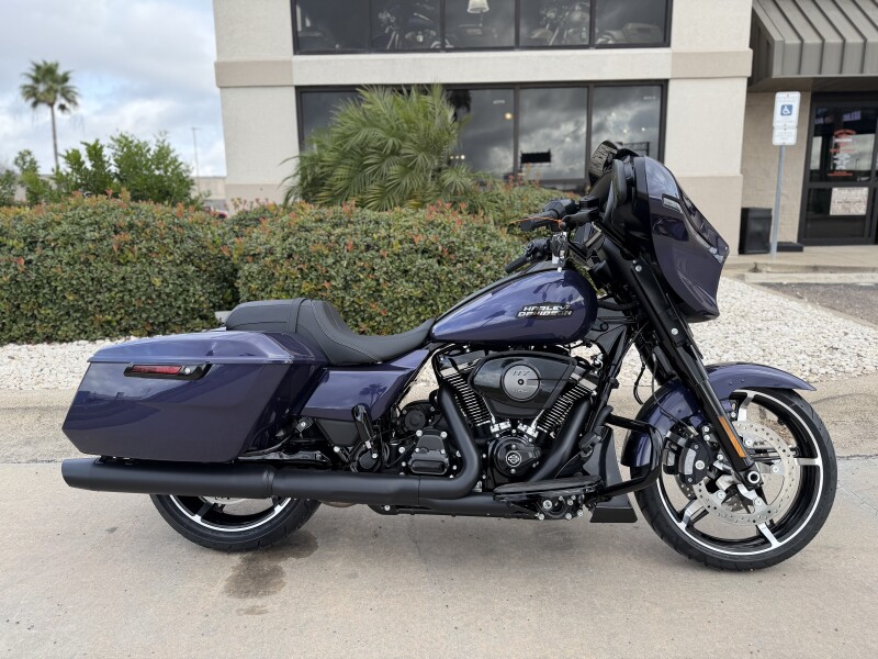 2026 Harley-Davidson® Street Glide® Purple Abyss Black Trim