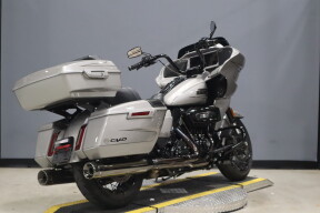 2023 Harley-Davidson® CVO™ Road Glide® FLTRXSE thumb 1
