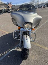 2007 Harley-Davidson® Street Glide® thumb 2