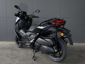 2025 YAMAHA X-MAX 300 BLACK thumb 0
