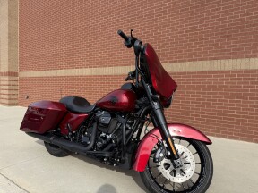 2018 Harley-Davidson® Street Glide® Special Red thumb 2