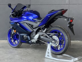 2025 YAMAHA R3 BLUE thumb 0