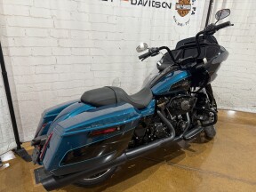 2026 Harley-Davidson® Road Glide® Teal Thunder / Vivid Black Black Trim thumb 3