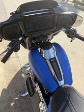 2026 Harley-Davidson® Street Glide® Aurora Blue Denim Chrome Trim thumb 1