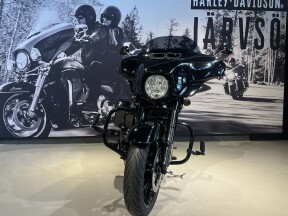 2020 Harley-Davidson® Street Glide® Special Vivid Black thumb 2