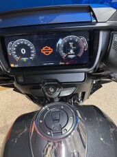 2026 Harley-Davidson® Street Glide® Midnight Ember Chrome Trim thumb 1