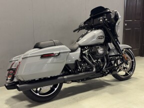 FLHX 2026 Street Glide® thumb 2