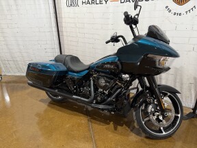 2026 Harley-Davidson® Road Glide® Teal Thunder / Vivid Black Black Trim thumb 1