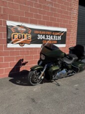 2026 Harley-Davidson® Street Glide Limited FLHXL thumb 0