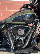 2026 Harley-Davidson® Street Glide® FLHX thumb 3