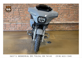 2026 Harley-Davidson® Street Glide® DRK BILIARD GRY thumb 3