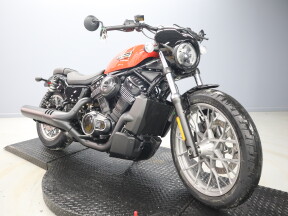 2026 Harley-Davidson® Nightster™ Special RH975S thumb 2