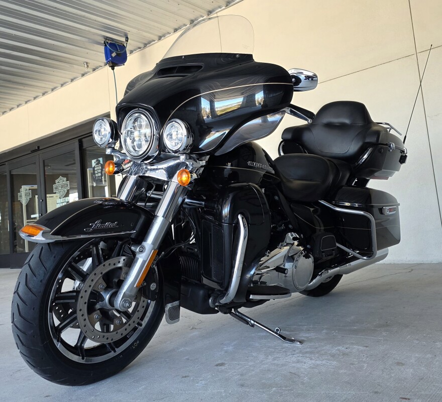 2017 Harley-Davidson® Ultra Limited, photo 11