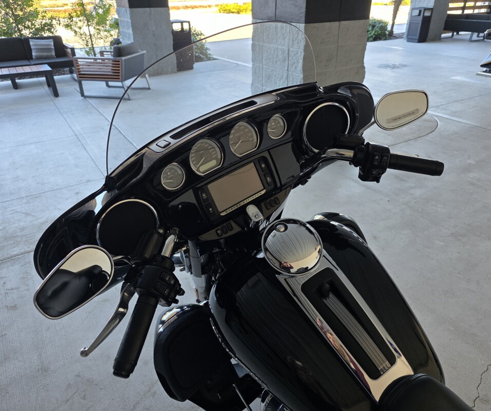 2017 Harley-Davidson® Ultra Limited, photo 13