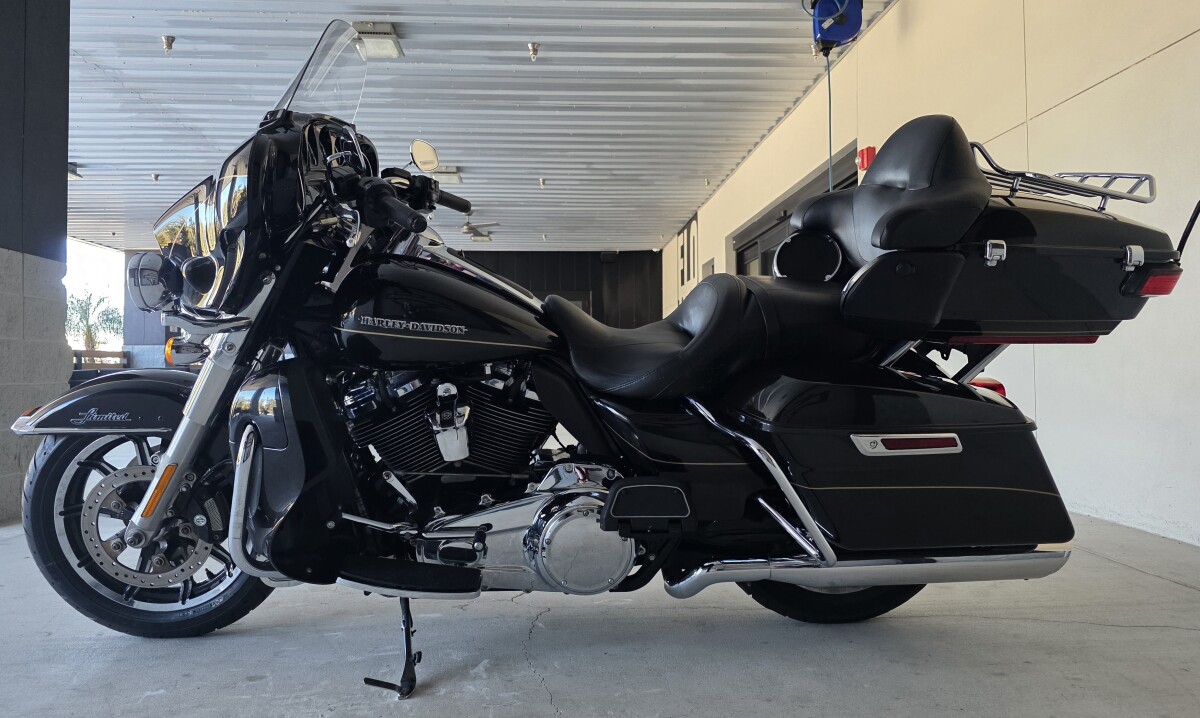 2017 Harley-Davidson® Ultra Limited, photo 10