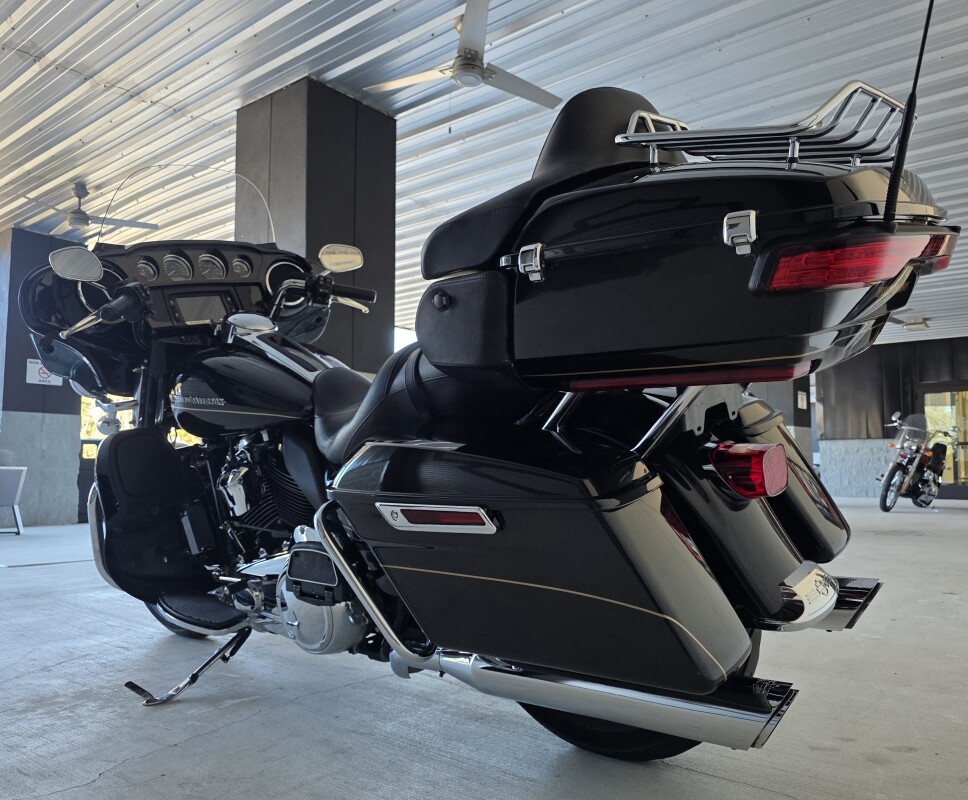 2017 Harley-Davidson® Ultra Limited, photo 9