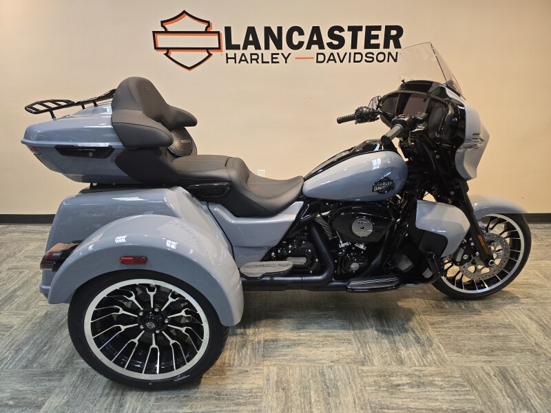 2026 Harley-Davidson® Street Glide 3 Limited Dark Billiard Gray Black Trim  FLHLT