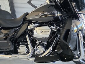 2017 Harley-Davidson® Ultra Limited thumb 1