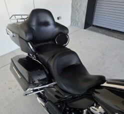 2017 Harley-Davidson® Ultra Limited thumb 0