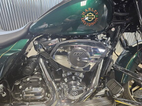 2024 Harley-Davidson® Street Glide® Alpine Green thumb 3
