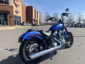 2026 Harley-Davidson® Street Bob® FXBB Aurora Blue Denim  thumb 2