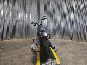 2025 Harley-Davidson® Street Bob® Purple Abyss Denim w/Cast Wheels thumb 1
