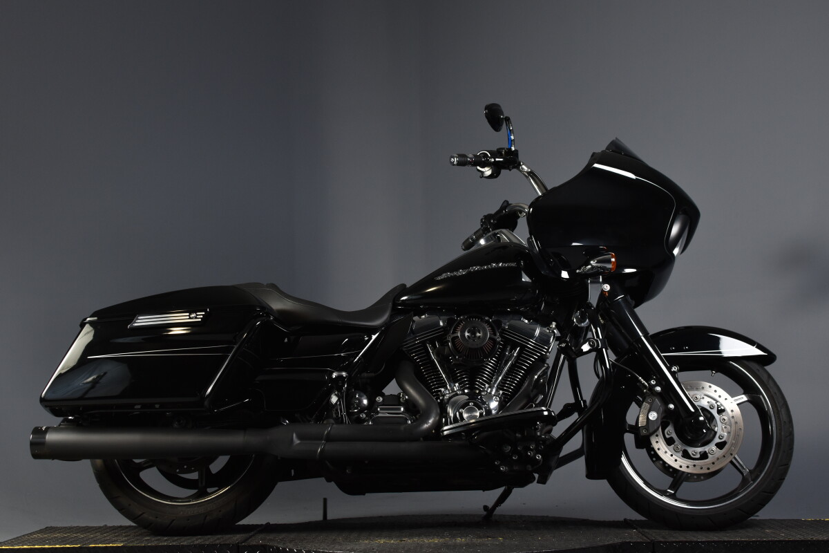 2015 Harley-Davidson® Road Glide® Special FLTRXS