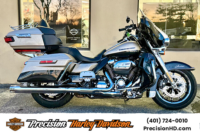 2018 Harley-Davidson® Ultra Limited Low FLHTKL - LOW MILEAGE