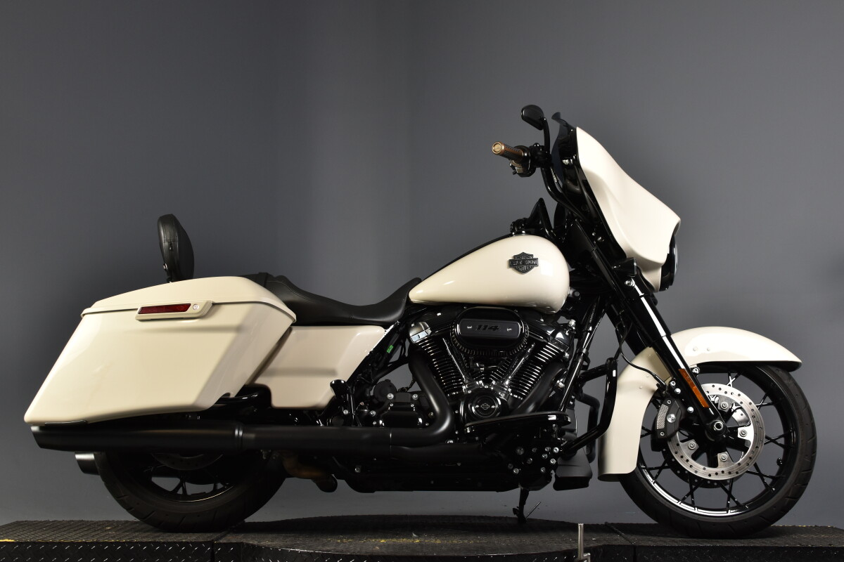 2023 Harley-Davidson® Street Glide® Special FLHXS