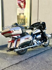 2018 Harley-Davidson® Ultra Limited Low FLHTKL - LOW MILEAGE thumb 1