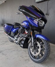 FLHXSE 2025 CVO™ Street Glide™ thumb 2