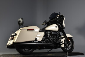 2023 Harley-Davidson® Street Glide® Special FLHXS thumb 2