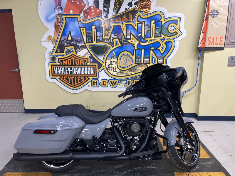 2026 Harley-Davidson® Street Glide® Dark Billiard Gray Black Trim FLHX