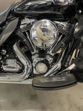 2011 Harley-Davidson® Electra Glide® Ultra Classic® Black thumb 1