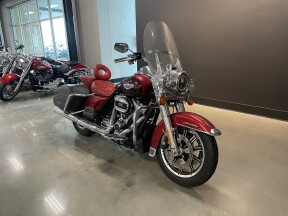 2019 Harley-Davidson® Road King® Wicked Red/Twisted Cherry thumb 3