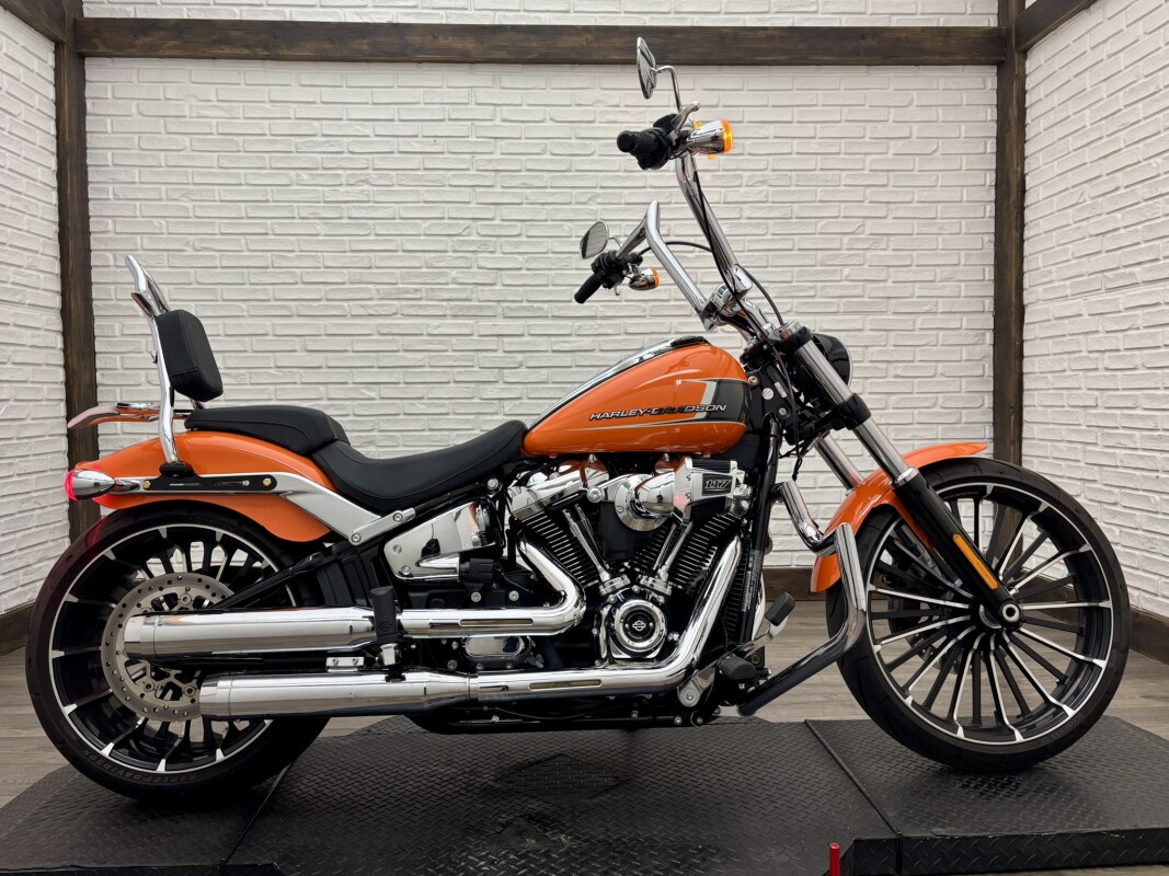 Hydra-Glide Revival | Harley-Davidson® of Glendale