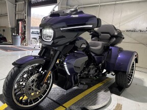 2026 Harley-Davidson® Street Glide 3 Limited Purple Abyss / Vivid Black Black Trim thumb 0