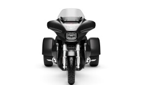 2026 Harley-Davidson® Street Glide™ 3 Limited Midnight Ember Chrome Trim thumb 3