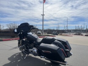 2026 Harley-Davidson® FLHX Street Glide, Vivid Black thumb 0