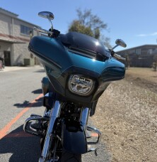 2026 Harley-Davidson® Street Glide® FLHX thumb 3