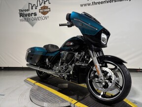 2026 Harley-Davidson® Street Glide® Teal Thunder / Vivid Black Chrome Trim thumb 2