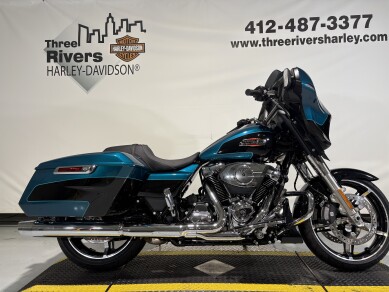 2026 Harley-Davidson® Street Glide® Teal Thunder / Vivid Black Chrome Trim