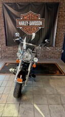 2011 Harley-Davidson® Heritage Softail® Classic FLSTC Two-Tone Merlot Sunglo/Vivid Black thumb 2