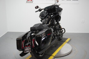 2026 Harley-Davidson® Road Glide® Vivid Black Black Trim thumb 1