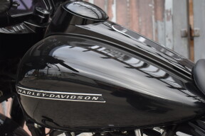 2019 Harley-Davidson® Street Glide® Special FLHXS thumb 2